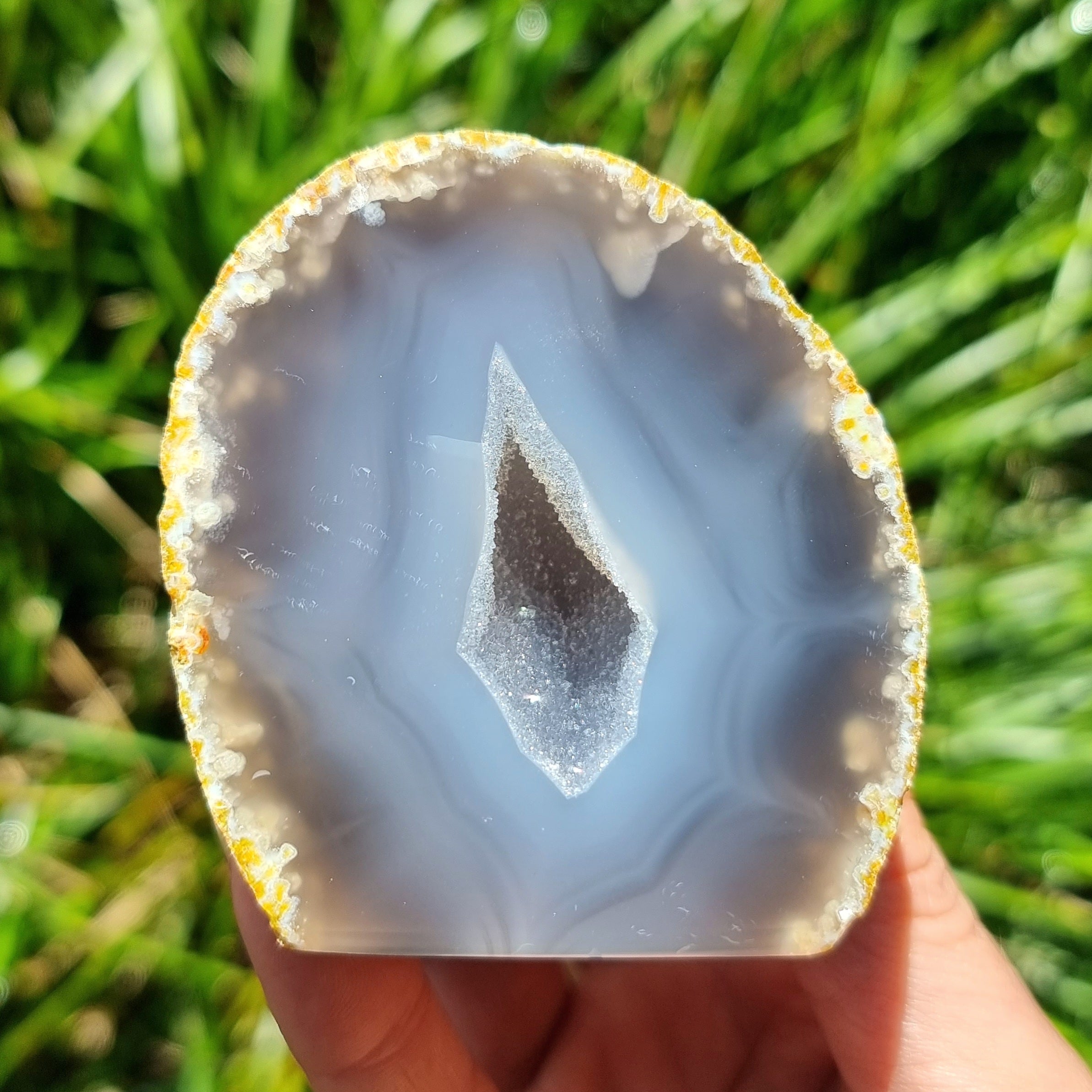 Agate Geode #2022 – Your PRANA Mineral Gallery