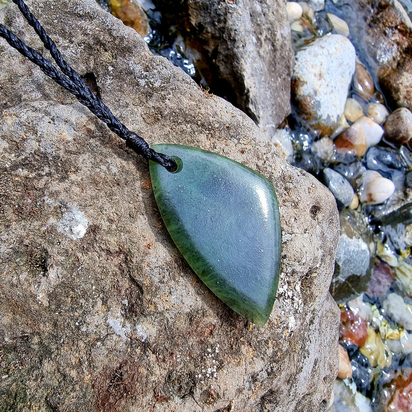 Jade Rei Niho Pounamu #2339