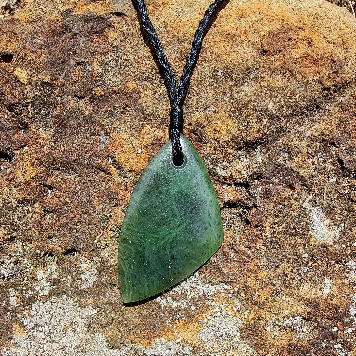 Jade Rei Niho Pounamu #2339