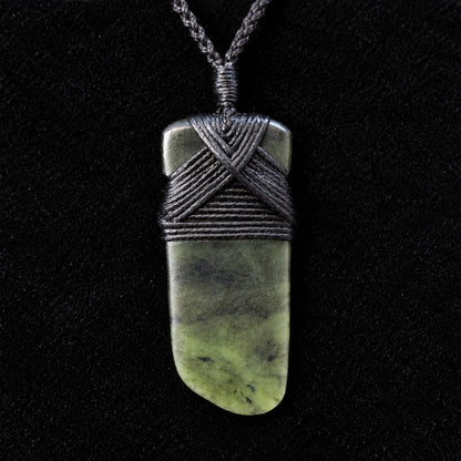 Hei Toki - Pounamu Necklace