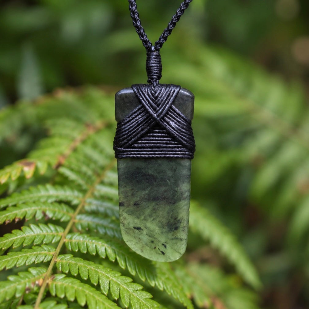 Hei Toki - Pounamu Necklace
