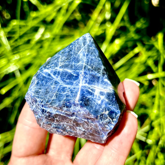 Sodalite Point #1780