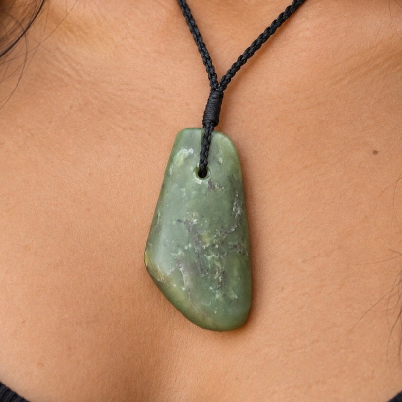 Hei Toki - Pounamu Necklace