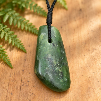 Hei Toki - Pounamu Necklace